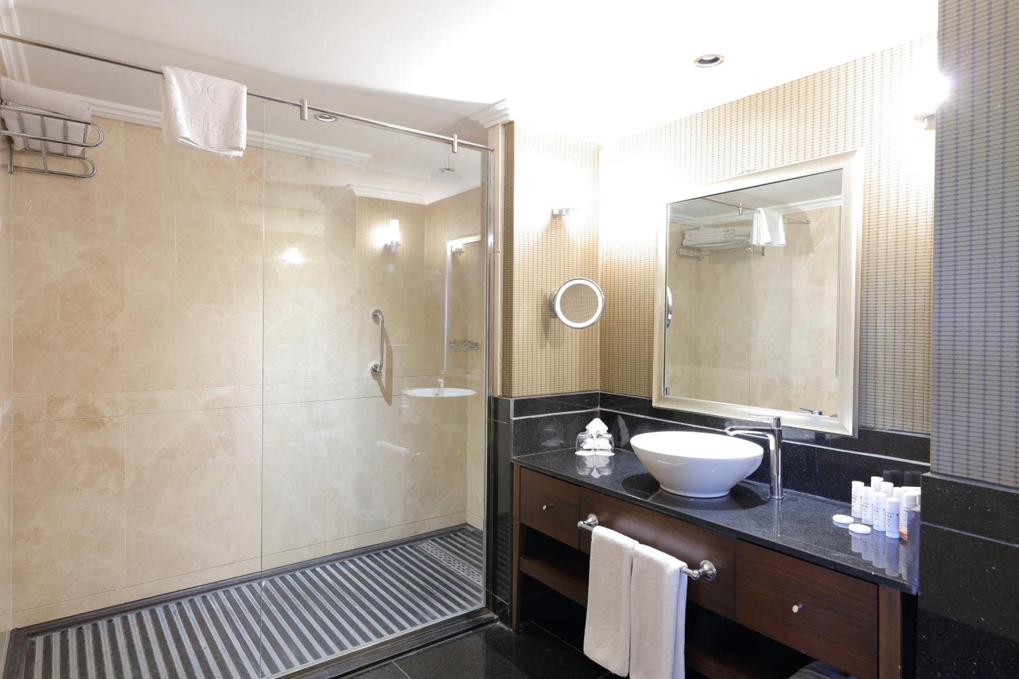 Juju Premier Palace Hotel เบลดิบี ภายนอก รูปภาพ